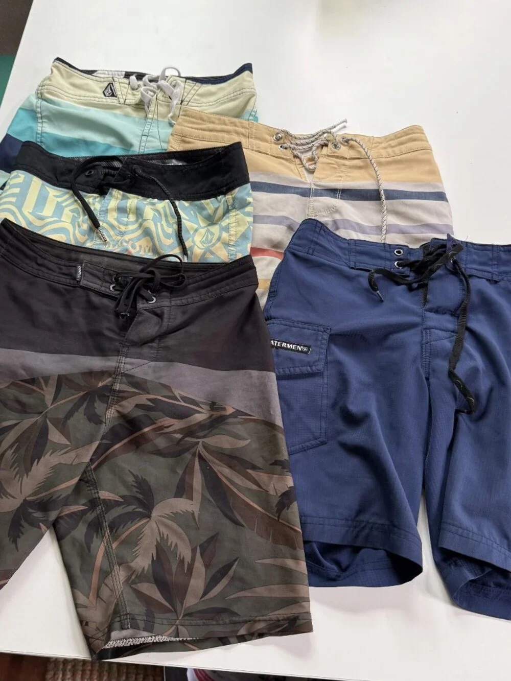 5 pairs - Boys boardshorts